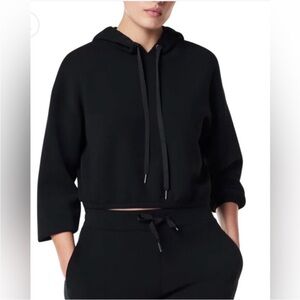 Spanx Air Essentials Cropped Cinched Hoodie Very Black 1X